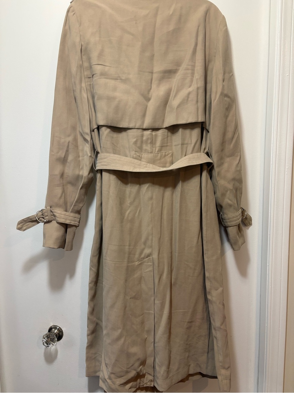 Bershka Large Tan Double-Breasted Belted Trench Coat - Picture 2 of 6